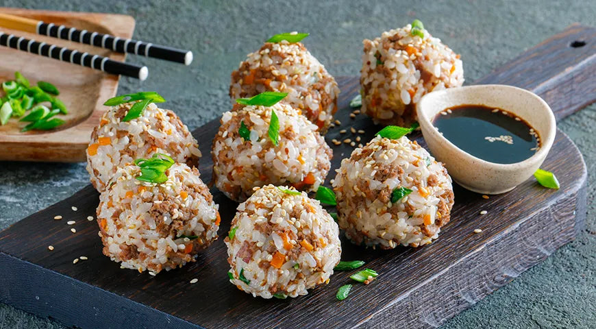 Korean Beef Rice Balls (Yubuchobap-Style Rice Balls) - Walfosbrand.com