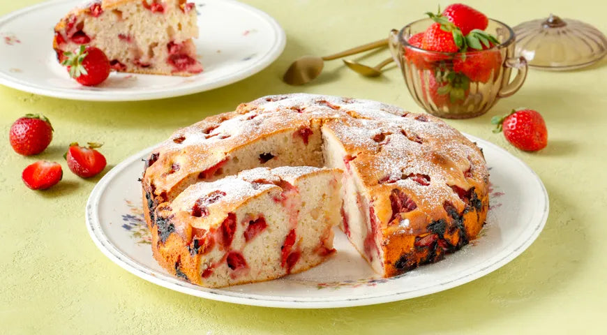 Strawberry Sharlotka: A Russian Summer Classic Reimagined - Walfosbrand.com