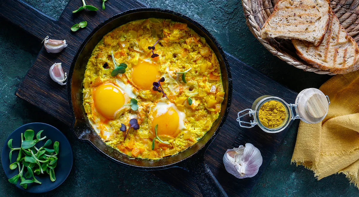 Golden Turmeric Shakshuka with Yellow Tomatoes: A Vibrant Mediterranean Breakfast - Walfosbrand.com