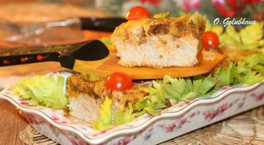 Meat Pudding with Hungarian Eggplant Sauté - Walfosbrand.com