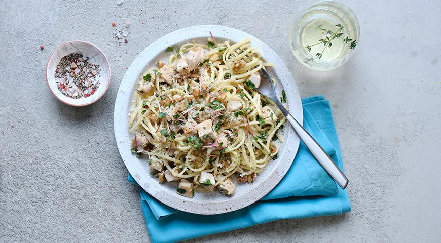 Linguine with Walnuts and Turkey - Walfosbrand.com