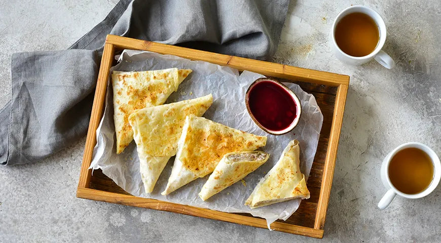 Golden Banana and Cottage Cheese Lavash Pancakes: A Quick Skillet Delight - Walfosbrand.com