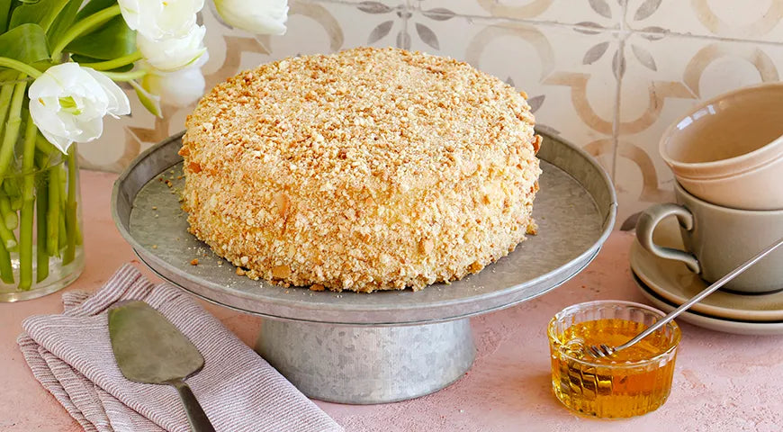 Medovik Honey Cake with Custard Cream - Walfosbrand.com