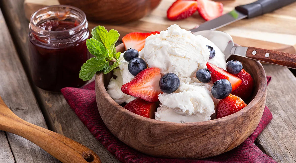 Cream and Condensed Milk Ice Cream (No-Churn Recipe) - Walfosbrand.com