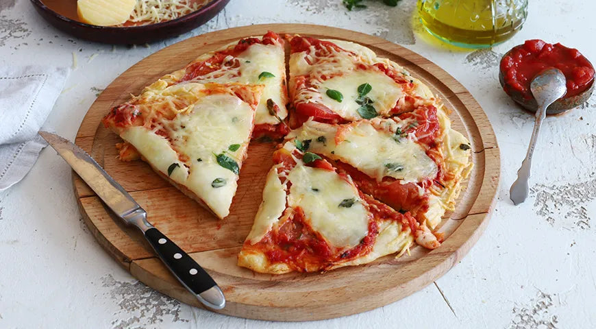 20-Minute Skillet Pizza: A Quick and Flavorful Russian Twist - Walfosbrand.com