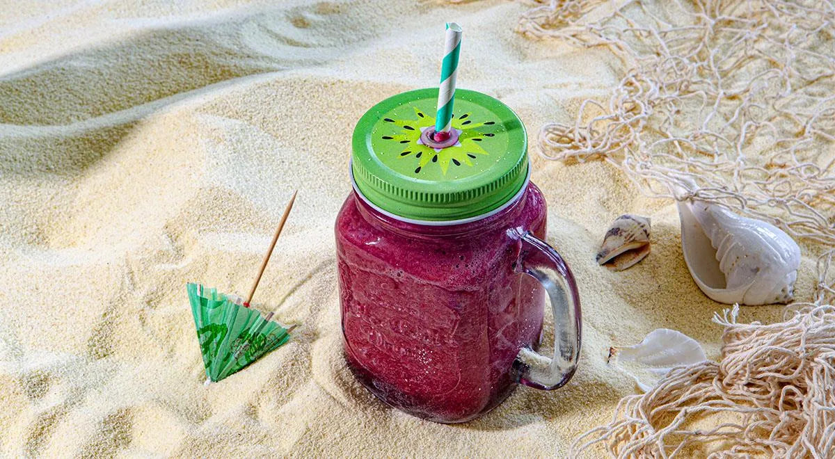 Young Beet and Orange Smoothie - Walfosbrand.com