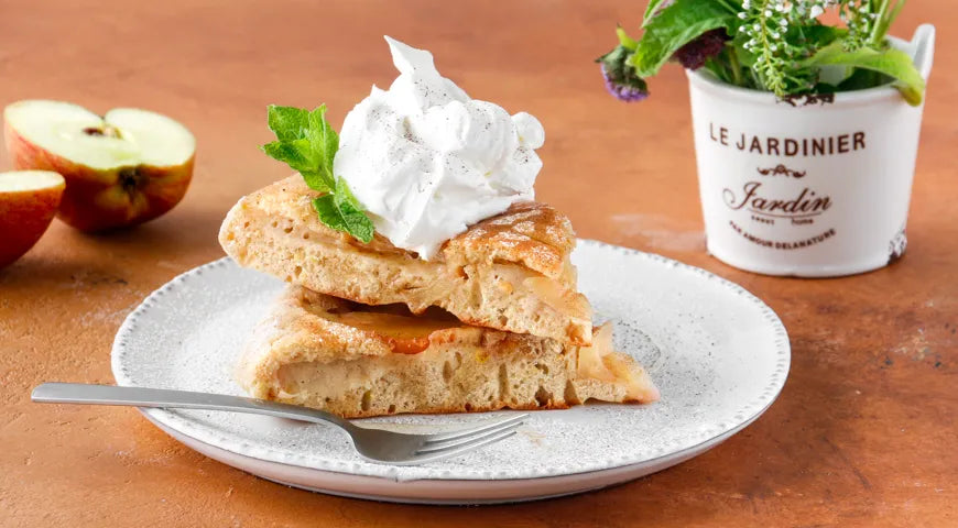 Skillet Apple Charlotte (Sharlotka na Skovorode) - Walfosbrand.com