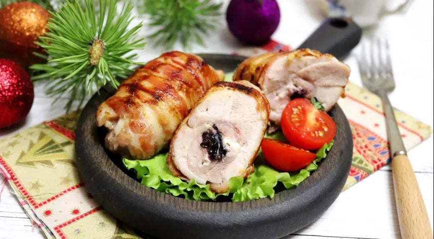 Chicken Roulades with Cream Cheese and Dried Plums - Walfosbrand.com