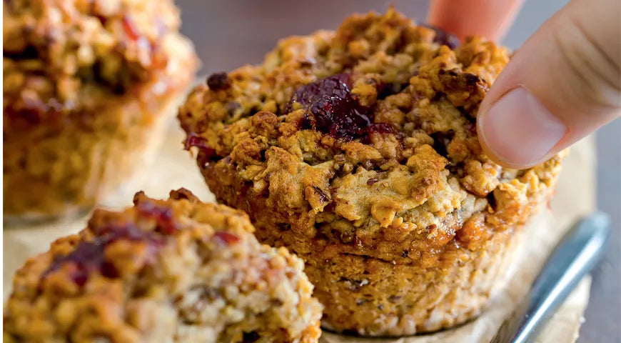 Vegan Berry Jam Muffins: A Lenten Delight with Oats and Apple - Walfosbrand.com