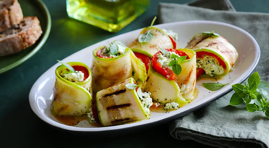 Zucchini and Pepper Rolls with Cottage Cheese and Herbs - Walfosbrand.com