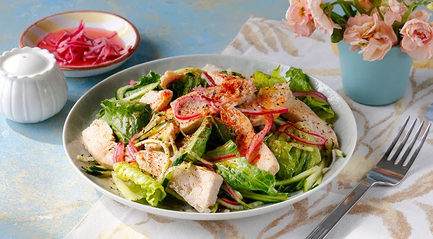 Grilled Chicken and Romaine Salad with Pickled Red Onion - Walfosbrand.com