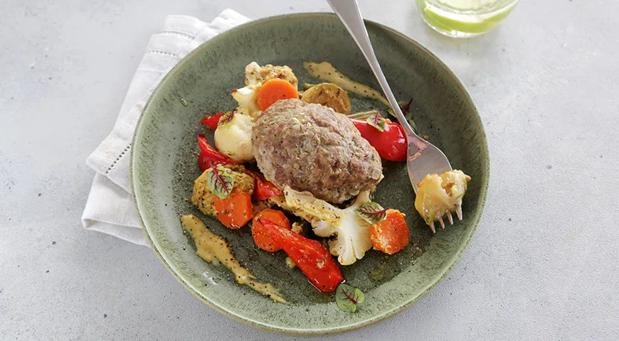 Oven-Baked Meat Patties on a Vegetable Bed - Walfosbrand.com