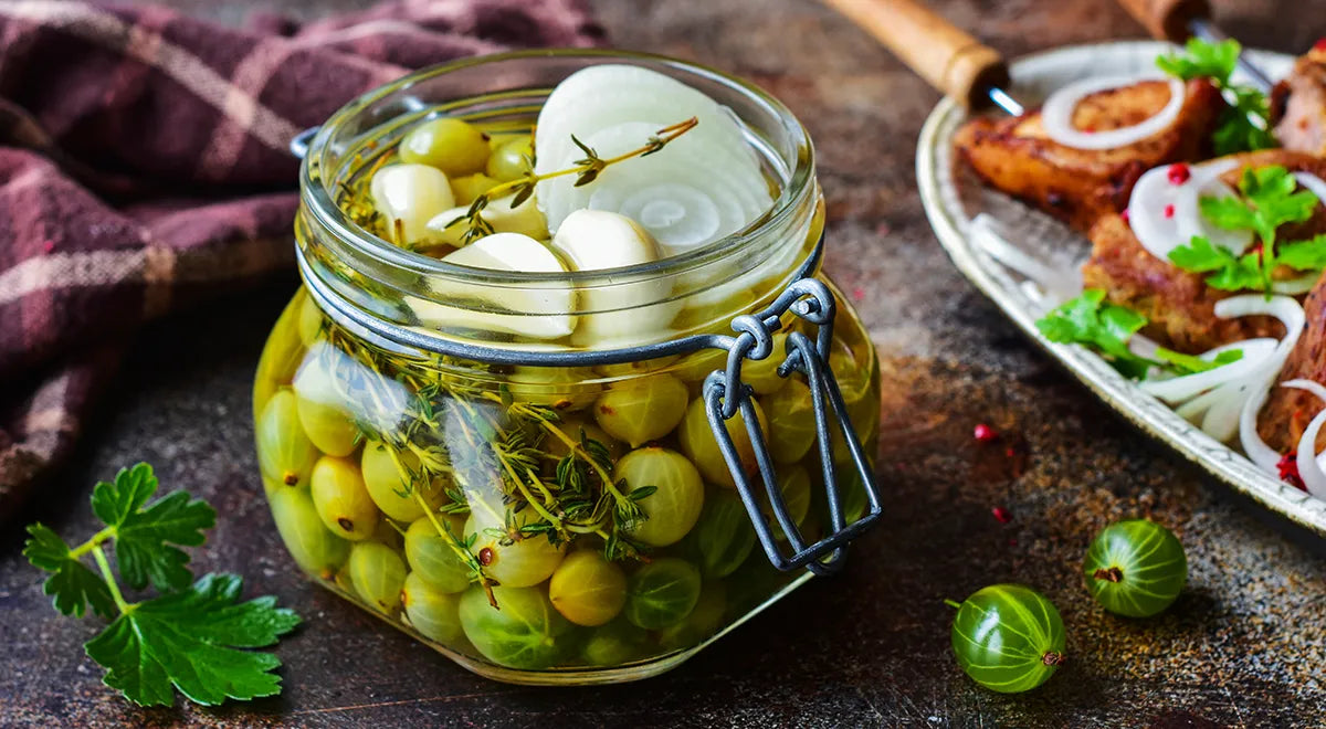 Pickled Green Gooseberries with Spices: A Tangy Preserve Recipe - Walfosbrand.com