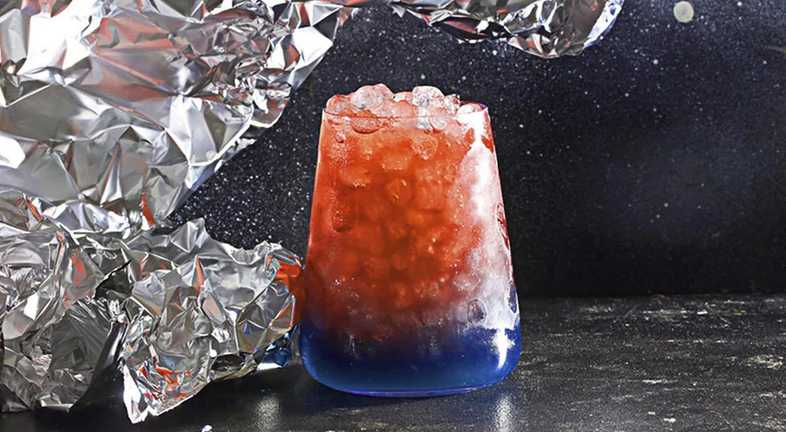 Galaktika Cocktail with Vodka and Cranberry Juice - Walfosbrand.com