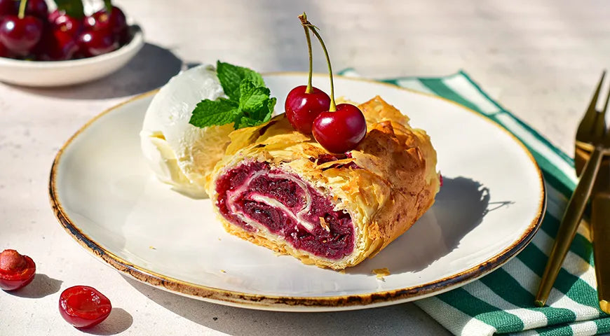 Cherry Filo Strudel - Walfosbrand.com