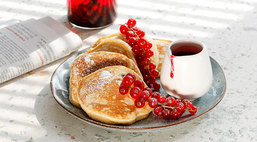 Fluffy Sour Cream Pancakes (Pyshnye Oladi na Smetane) - Walfosbrand.com
