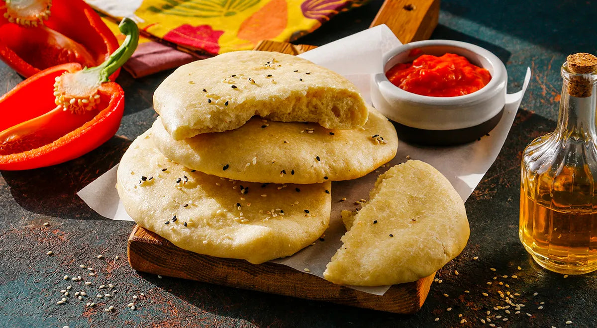 Salt-Free Flatbreads with Roasted Pepper Spread - Walfosbrand.com