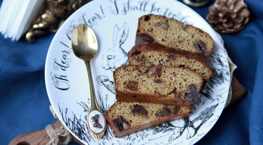 Gluten-Free Pumpkin Cake with Dried Fruits - Walfosbrand.com