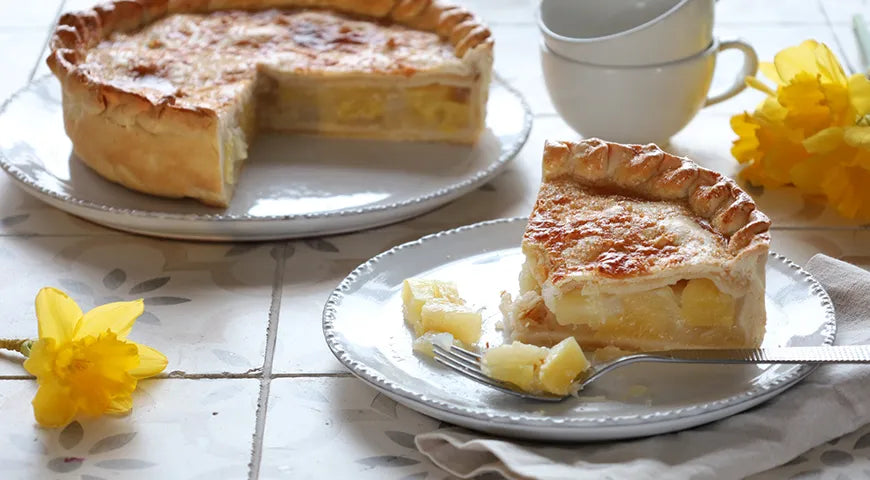 Classic Russian Pineapple Pie with Canned Pineapples - Walfosbrand.com