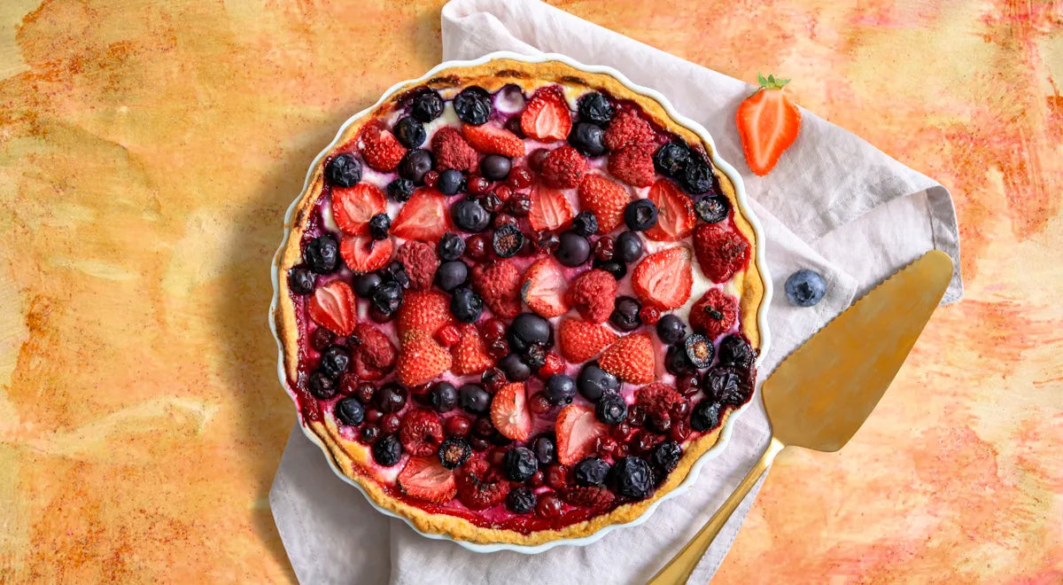 Open Pie with Cottage Cheese Filling and Berries - Walfosbrand.com