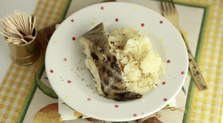 Wolffish with Rice and Cauliflower: A Rustic One-Pan Baked Delight - Walfosbrand.com