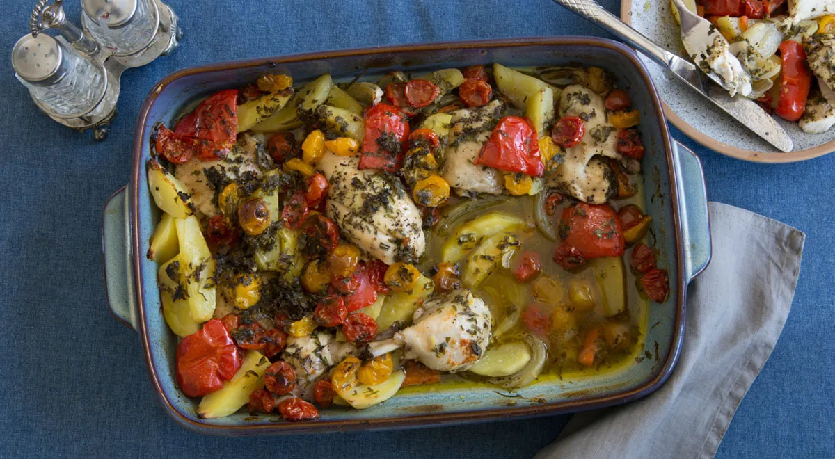 Oven-Roasted Chicken with Vegetables and Aromatic Herbs - Walfosbrand.com
