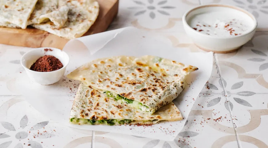 Cheese and Herb Flatbreads (Lepeški s Syrom i Zelen'ju) - Walfosbrand.com