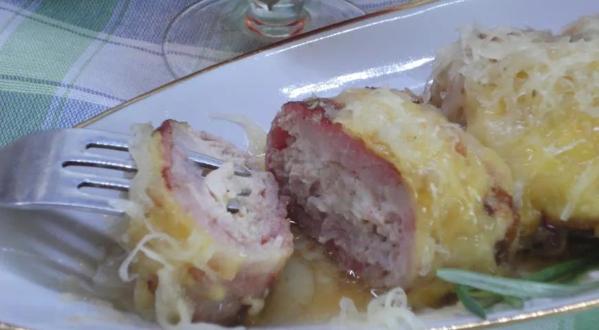 Italian Meatballs in Bacon (Frikadelki in Bacon) - Walfosbrand.com