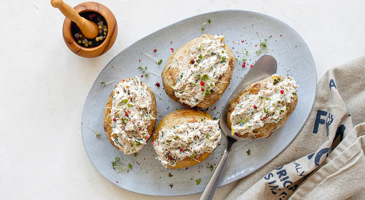 Baked Potato with Smoked Mackerel and Dill - Walfosbrand.com