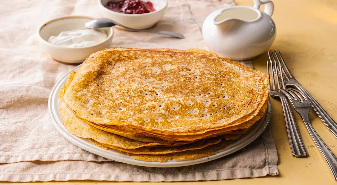 Sour Milk Pancakes with Holes (Bliny na Kislom Moloke s Dyrochkami) - Walfosbrand.com