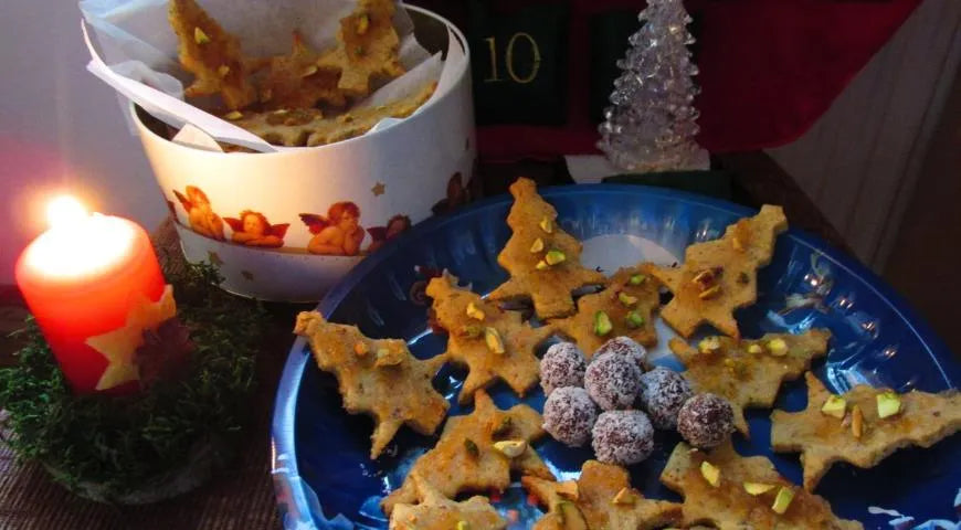 Pistachio Christmas Tree Cookies - Walfosbrand.com