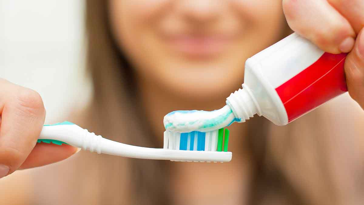Best Toothpaste After Scaling - Grand Goldman