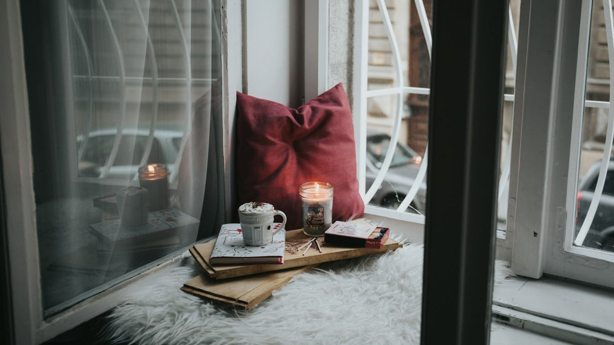 Everything you need to make homemade candles and use your favorite container
