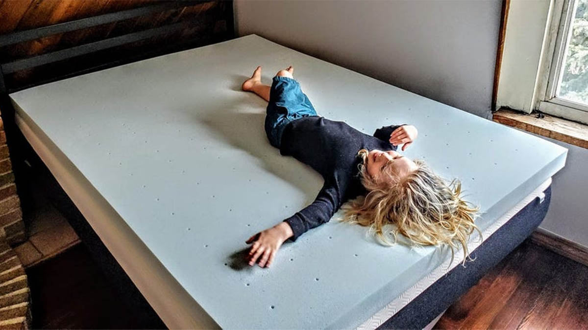 Best Mattress Topper for Back Pain - Grand Goldman