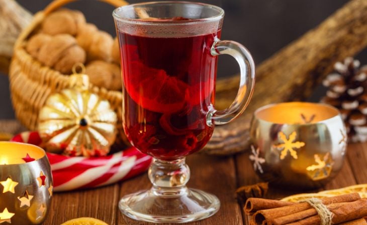 7 delicious hibiscus and cinnamon tea recipes that reduce bloating. - Walfosbrand.com