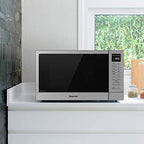 Panasonic NN-SN68KS Kompaktowy Kuchenka Mikrofalowa o Mocy 1200 W, Gotowanie z Czujnikiem, Przycisk Popcornu, Szybkie 30 Sekund i Turbo Rozmrażanie, 1.2 cu.ft, Stal Nierdzewna