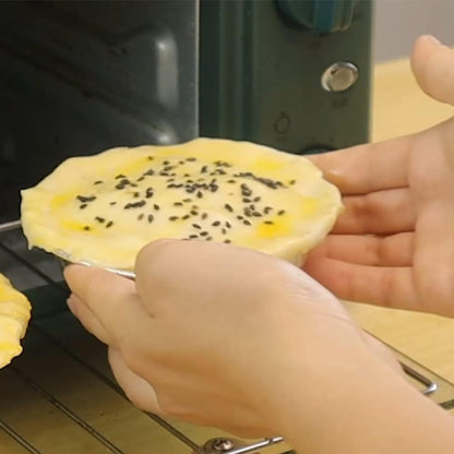 4 Inch Aluminum Foil Mini Pie Pans 50Pcs - Disposable Small Mini Pie Tins Pot Pie Tins For Bakeries, Cafes, Restaurants - Durable Mini Tart Pans for Pie, Fruit Tarts, Quiche (50, 4 Inch)