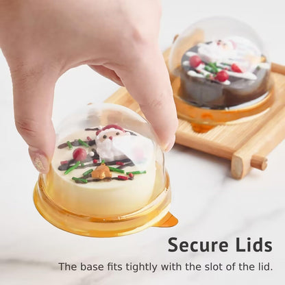 Zezzxu 50 Pack Mini Bundt Cake Containers, Clear Plastic Small Cupcake Boxes with Dome Lids for Individual Chocolate Covered Cookies, Strawberry, Mooncake (Gold)