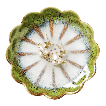 Lotus Leaf Shape Ring Holder Dish, Small Key Bowl, Ceramic Trinket Tray Jewelry Dish Organizing Necklace Earrings for Mom Friend Sister, White. All Jewelries Are NOT Included.