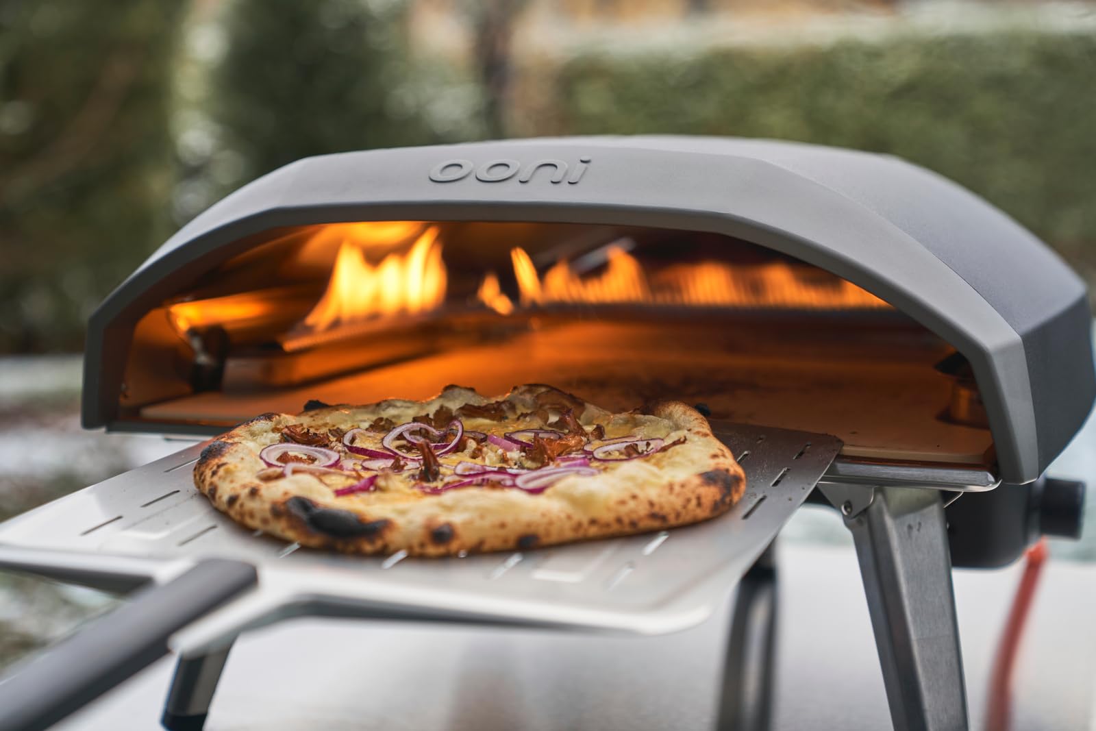 Ooni Koda 16 Piec do pizzy gazowy – 28mbar propanowy piec do pizzy na zewnątrz, przenośny piec do pizzy na ogień i na kamieniu 16-calowe pizze, z wężem gazowym i regulatorem, maszyna do robienia pizzy na blacie, kuchenka do pizzy na zewnątrz