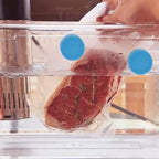 Zestaw 4 magnesów do gotowania metodą sous vide marki T-mark, utrzymują woreczki zanurzone i na swoim miejscu, zapobiegając ich unoszeniu się i niedogotowaniu. Bezpieczny silikon i stal nierdzewna. Lepsza wydajność niż magnesy, klipsy lub stojaki.