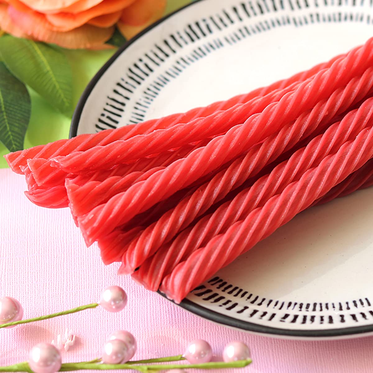 Red Vines Made Simple Licorice, Mixed Berry Flavored Twists, 4oz Tray (12 Pack), Soft & Chewy Candy, Assorted (50204)