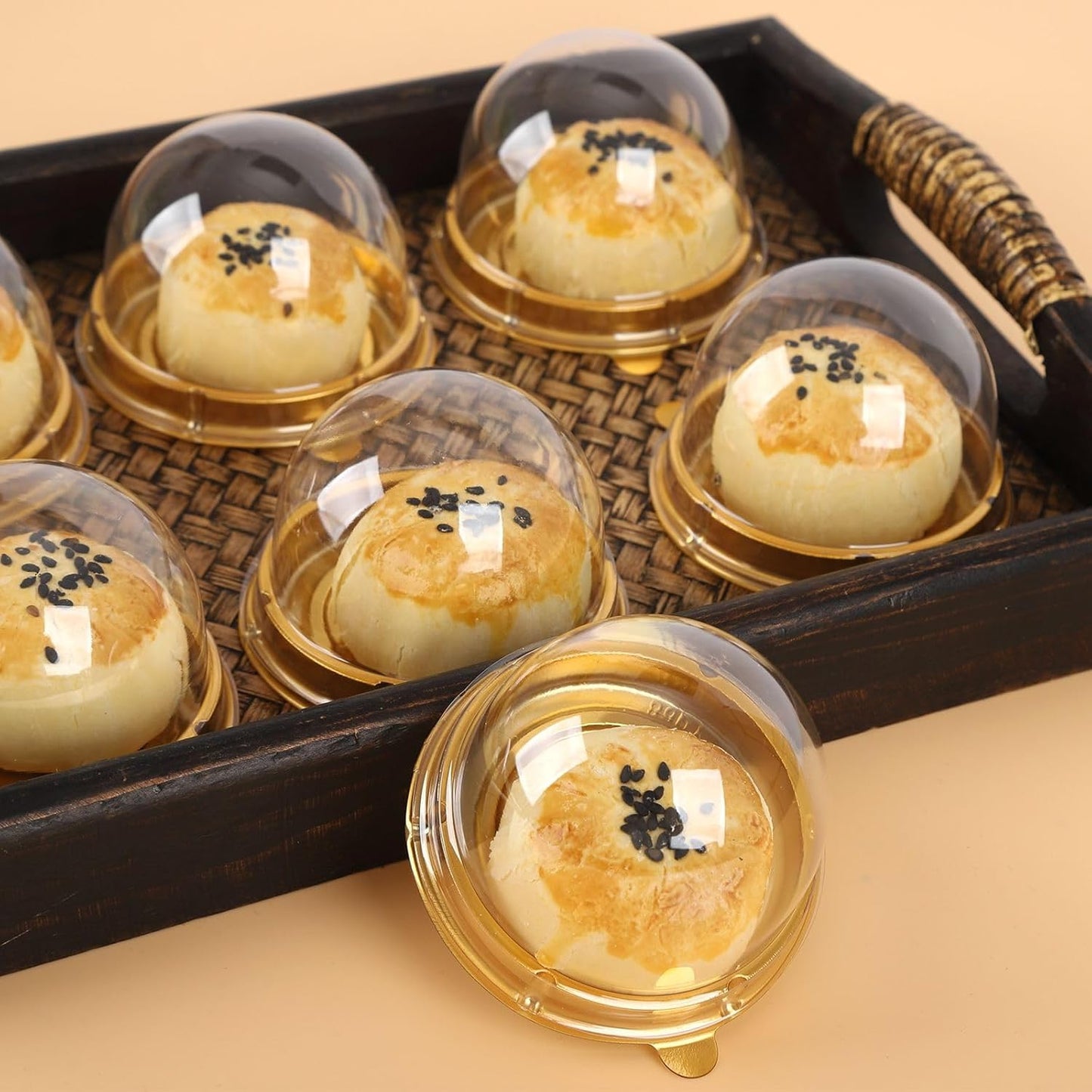 Hewnda 50 Pack 2 Inch Clear plastic mini cake box muffins box cookies cookies muffins dome box wedding birthday gift box(Gold)