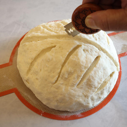 Bread Lame Cutter,Dough Scoring Knife with 10PCS Replaceable Razor Blades and A Storage Bag,Bread Knives for Homemade Sourdough Bread Bakers (Style-A)