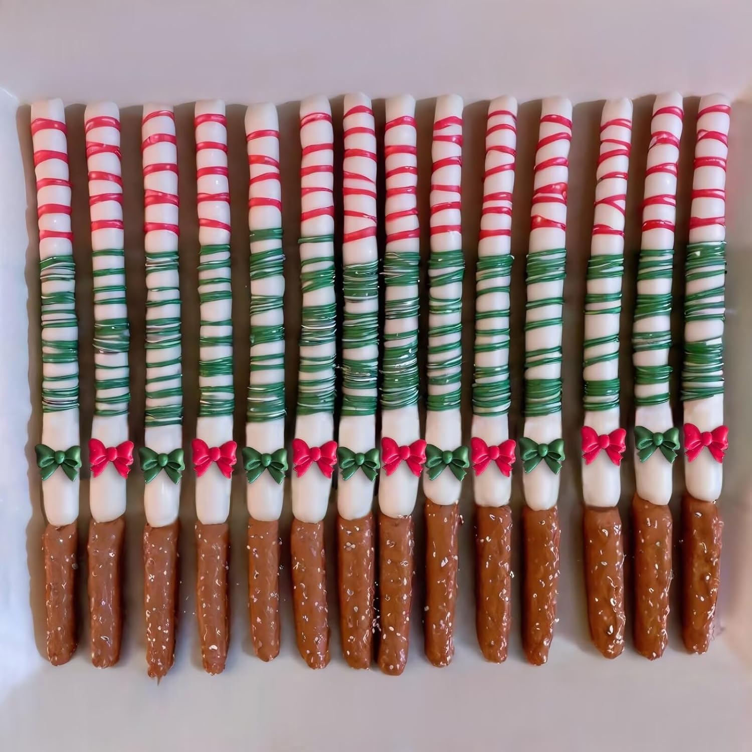 3 Pcs Bow Silicone Mold Fondant Bow Mold Chocolate Candy Cake Pop Molds Bow Molds for Cake Decorating, DIY Desserts, Fondant,Clay