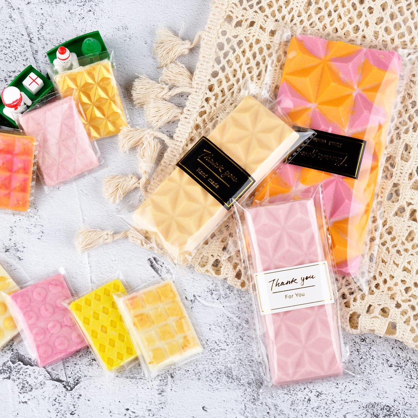 1 Pc Chocolate Bar Mold Deep Dubai Break Apart Candy Molds Thick Stuffed Silicone Molds for Filling Knafeh Pistachio Chocolate Bar and Wax Melts Large (Pyramid Shape)