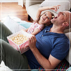 Nostalgia 16 Cup Hot Air Popcorn Maker | Przyrządza gorący, zdrowy popcorn, bez oleju | W zestawie miarka do ziaren | Stal nierdzewna | Biały