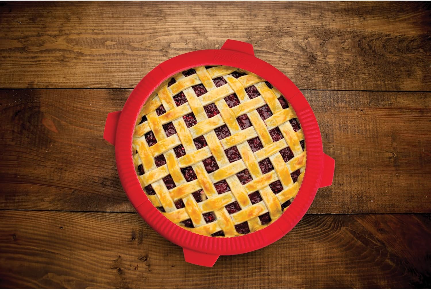 Mrs. Anderson's Baking Adjustable Pie Crust Shield, BPA-Free Heat-Resistant Silicone, Fits 9 and 10-Inch Pie Plates