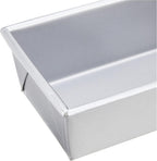 Chicago Metallic Commercial II 1-Pound Loaf Pan, Heavy-Weight Aluminized Steel, Professional Bread Baking Pan with Wire Reinforcement