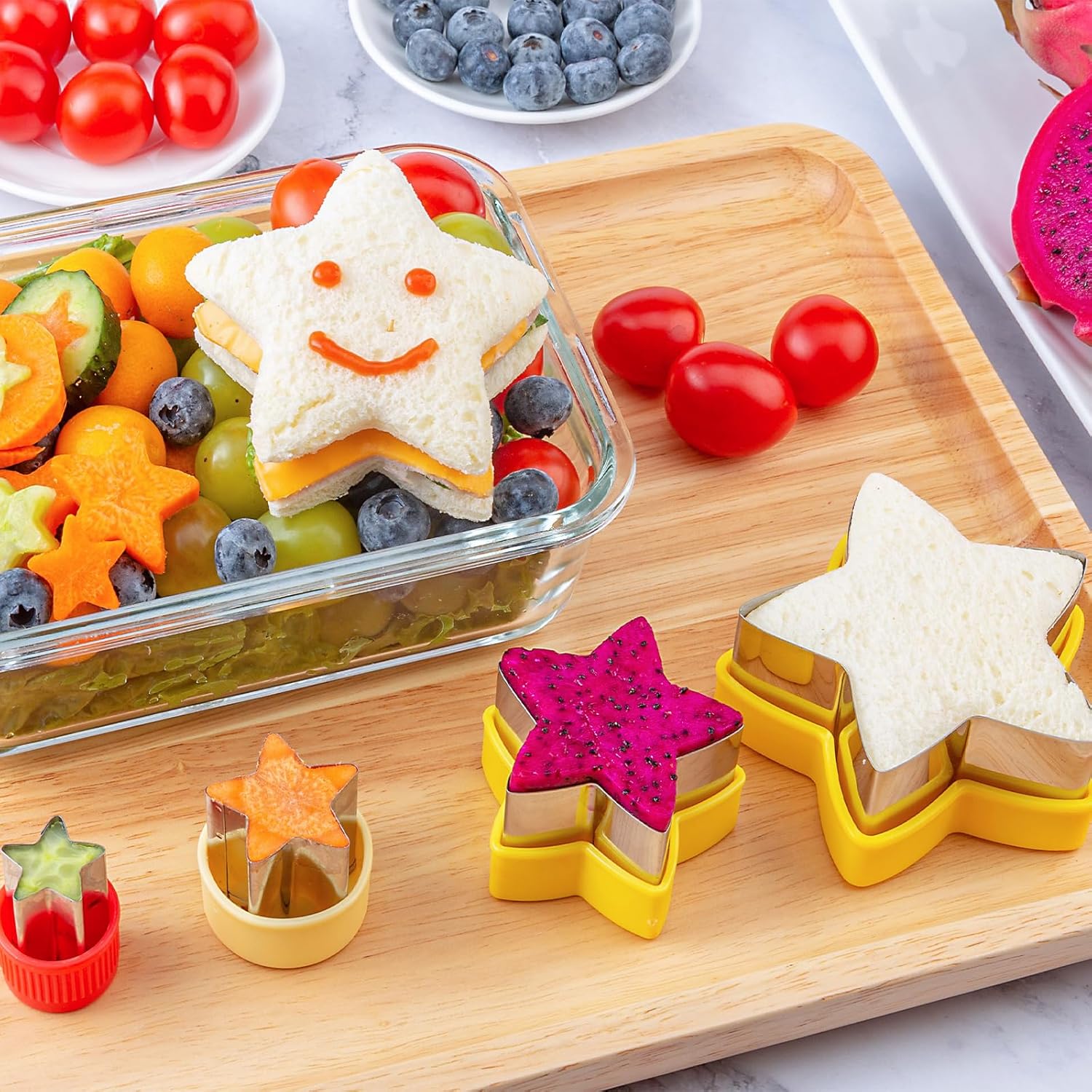 Star Cookie Cutters 4 Pcs, Kimfead Sandwich Cutter for Kids Lunch, Vegetable Fruit Cutters Shapes, Stainless Steel Biscuit Cutters for Children Boys Girls